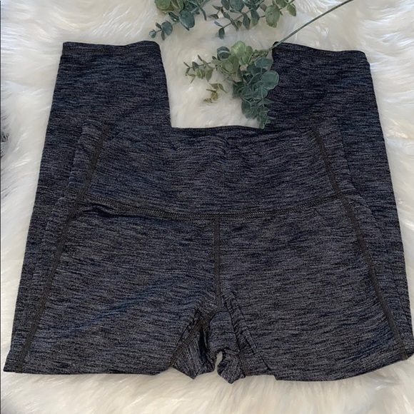 athleta leggings capri size XS LIKE NEW